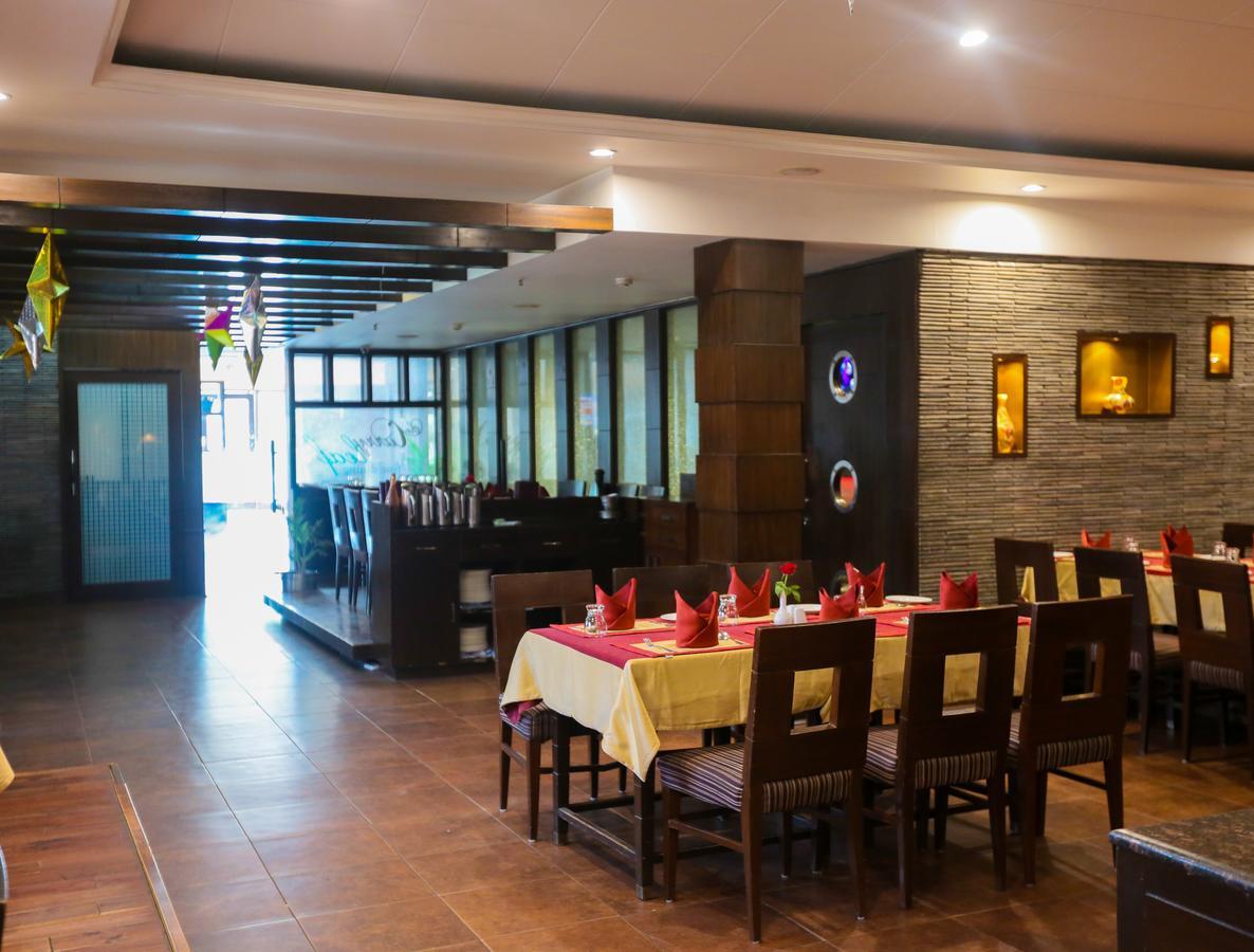 Cs Boutique Hotel Faridabad Exterior foto