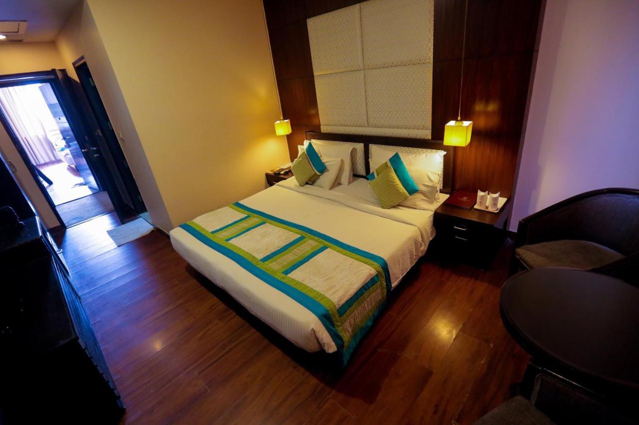Cs Boutique Hotel Faridabad Exterior foto